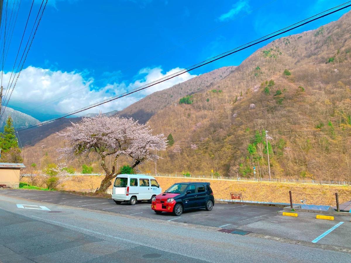 Hakuunsou Hotel Takayama  Eksteriør billede