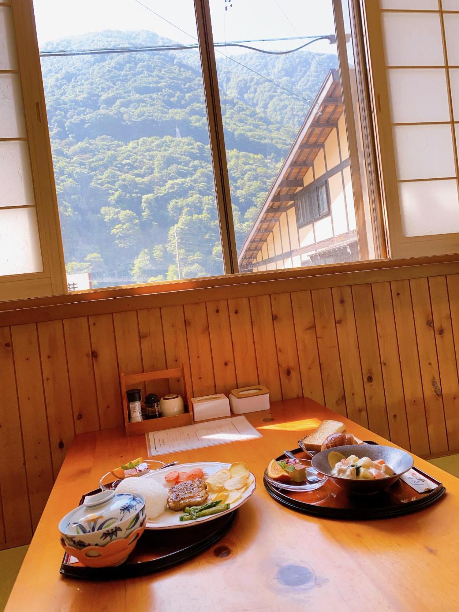 Hakuunsou Hotel Takayama  Eksteriør billede
